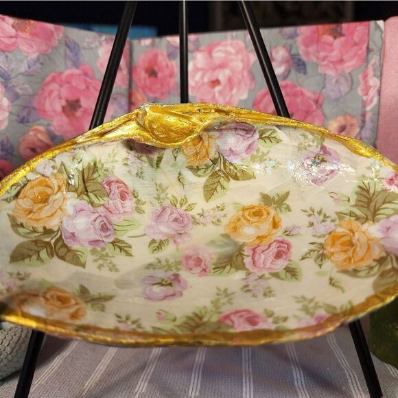 DECOUPAGE CLAM SHELL - Picture 2 of 7